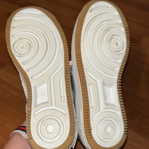 Nike Women’s Air Force 1 Jester Low 'Desert Sand Platinum Size 8 - Picture 10 of 10